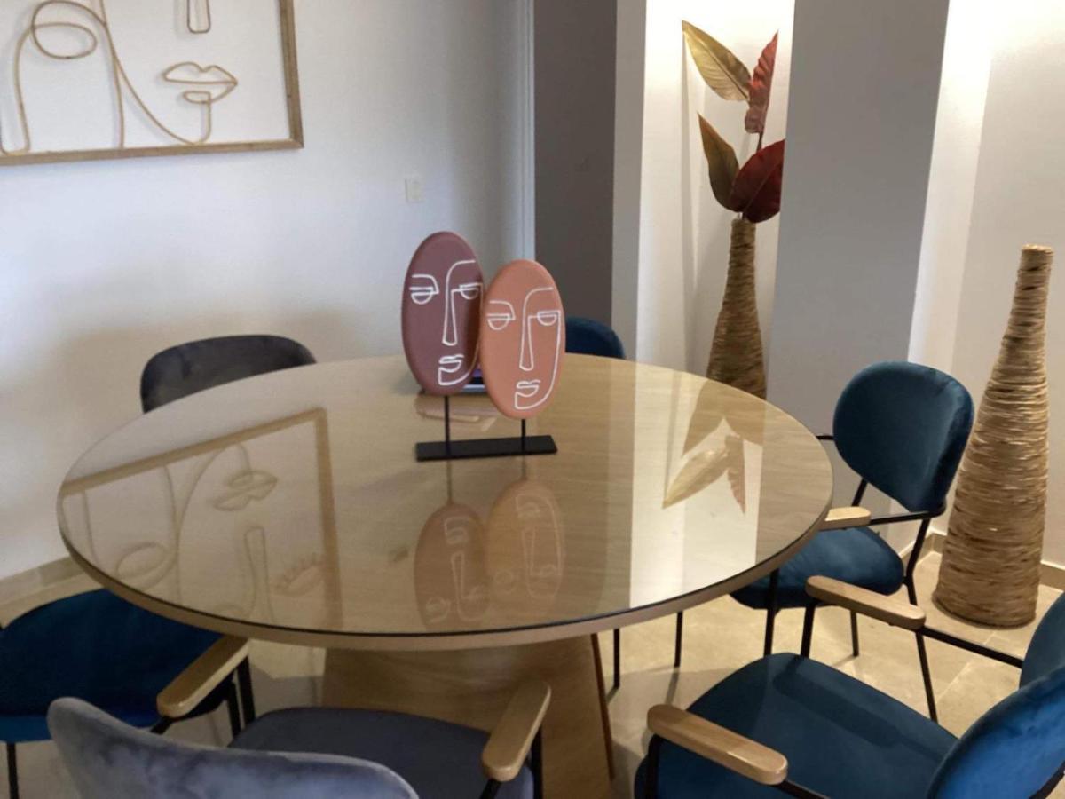Coto Real 2412 Khios Apartment มานิลบา ภายนอก รูปภาพ