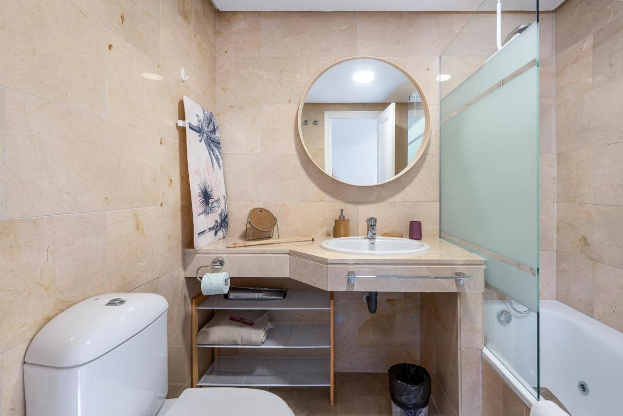 Coto Real 2412 Khios Apartment มานิลบา ภายนอก รูปภาพ