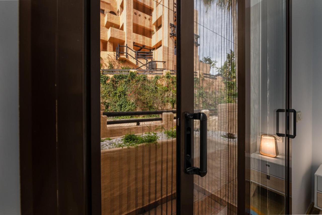 Coto Real 2412 Khios Apartment มานิลบา ภายนอก รูปภาพ